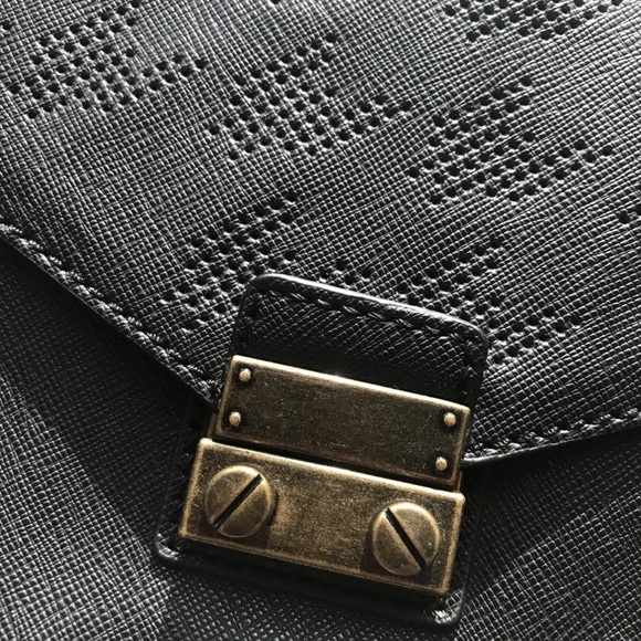 J.CREW LOCK ENVELOPE CLUTCH WITH CHAIN STRAP - BLACK NEW - Picture 3 of 6